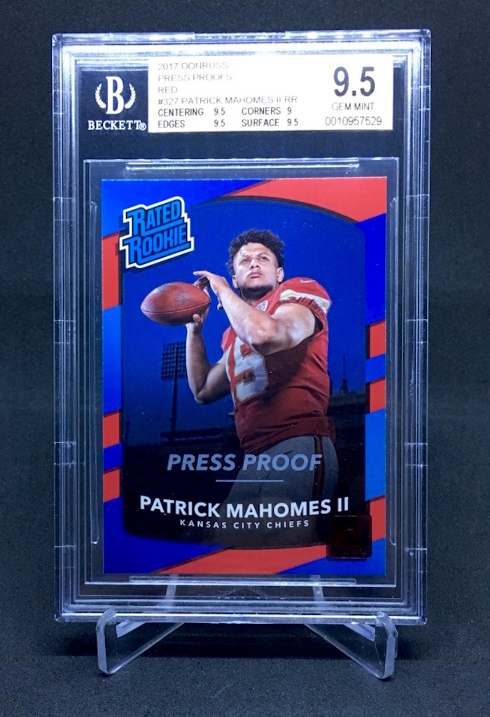 Current Beckett Football Monthly Price Guide Magazine OCTOBER 2023 Chiefs  Patrick Mahomes