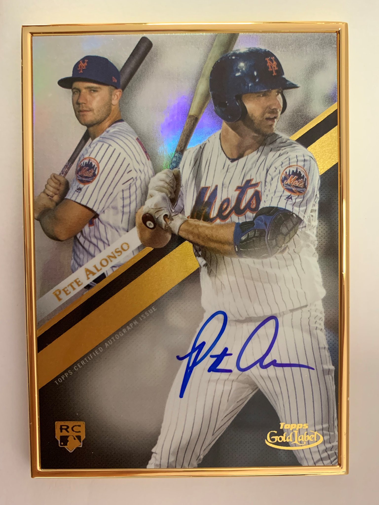 First Buzz: 2019 Topps Gold Label baseball cards / Blowout Buzz