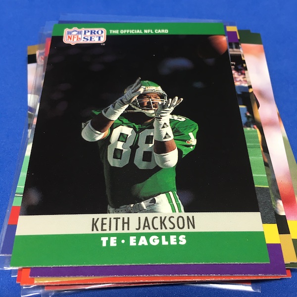 Buzz Break: 1990 Score Series 1 football cards (three packs) / Blowout Buzz