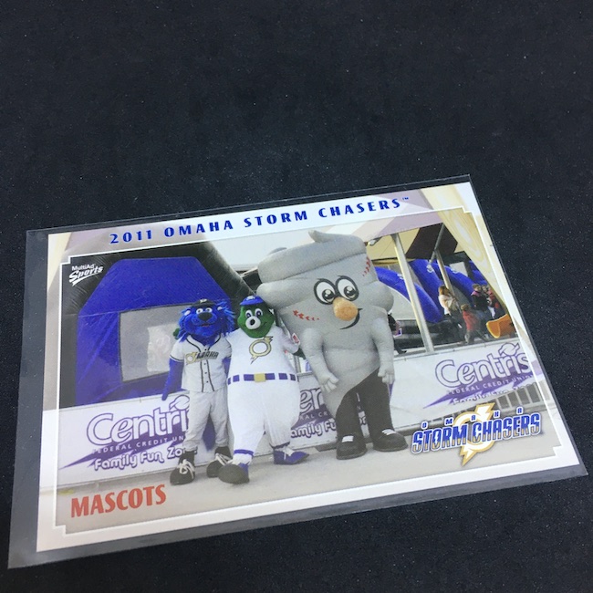 MiLB Madness: Weighty cards, trios, name games & mascots / Blowout